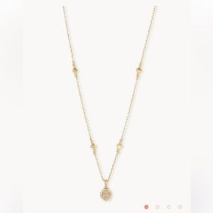 Nola gold pendant necklace Kendra Scott